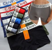 Zestaw 5 męskich bokserek w pudełku prezentowym. 