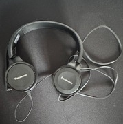 Słuchawki przewodowe marki Panasonic