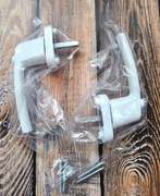 2 sztuki klamek okiennych z zabezpieczeniem przed dziećmi 