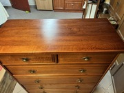 Komoda Drewniana kolor koniakowy używana