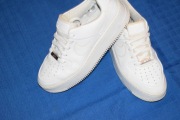 Nike AIR FORCE 1 07 EU 40,5 wkł. 26 cm