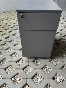 Kontenerek pod biurko, komoda pod biurko na kółkach