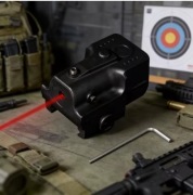 Wskaźnik, celownik podczerwnieni regulowany na szynę 20 mm.