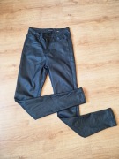 Czarne spodnie z eko skóry z bawełną s/m Estee Brown