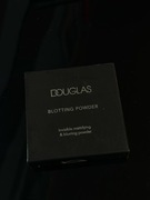 Puder matująco-wygładzający Douglas