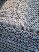 Chusta szydełkiem dziergana 