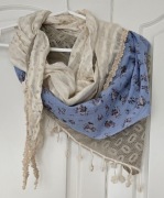 Camaïeu chusta boho kwiatki wiosenna wiosna lato