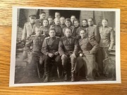 Zdjęcie wojskowej dziewczyny Armii Czerwonej, nagroda, beret (1322)  