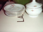 Cukierniczka i filiżanki do espresso ze spodeczkami 6 sztuk