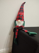 Skrzat, krasnal, gnom siedzący z wiszącymi nogami 40 cm 