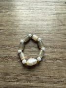 Pierścionek z koralików szklanych i perła słodkowodna hodowlana