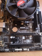 Gigabyte GA-F2A68HM-HD2  AMD 4(7300) 4GB