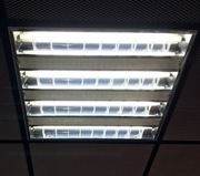 Oprawy do sufitów typu Armstrong starter elektr.