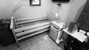 Łóżko medyczne - rehabilitacyjne elektryczne z szafką metalową