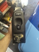 Przełącznik szyby prawy przód Volvo S60 V70 