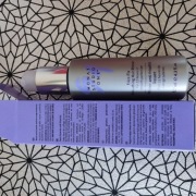  Nowa wygładzająca baza do włosów Frizz-Fix Monat