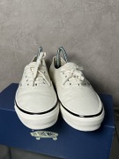 Klasyczne Vansy w wersji premium (LX) 40,5 eu