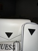 Torba na ramie GUESS biała