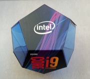 Opakowanie po Intel I9
