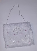 Torebka komunijna z różowymi brylancikami 