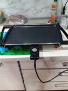 Grill stołowy elektryczny 