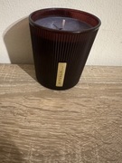 Piękna Świeczka Rituals Z Czerwonego Zestawu