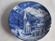 PORCELANOWY TALERZYK  KOLEKCJONERSKI  " ROYAL BAWARIA   1988