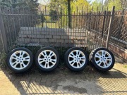 Cztery koła Honda z oponami Alufelgi 225 50 17 rozstaw śrub 5 x 114,3