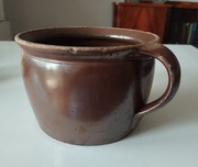 Stare, kamionkowe naczynie