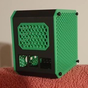 Obudowa typu tower do raspberry pi 4