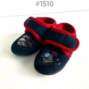 Buty rozmiar 20 długość wkładki 10cm kapcie papucie na rzepy #1510