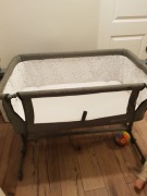 Łózeczko dla niemowlaka Kinderkraft (bez materaca)