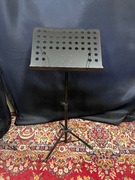 STATYW NA NUTY REGULOWANY