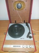 Gramofon BAMBINO4 B11 sprawny po remoncie