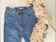 Spodnie jeansowe rurki z wysokim stanem 