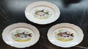 Zestaw trzech porcelanowych talerzy Ćmielów Ryby 