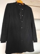 H&M Czarny płaszcz rozm. 34