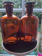 Stare butelki apteczne brązowe z zatyczkami 2+1