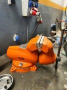 Imadło obrotowe York 150 28kg starej produkcji