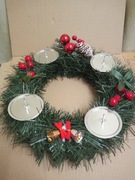 Wianek Adwentowy 30 cm Ozdobiony.