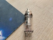 lampa elektronowa EY86 emisja 90%