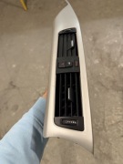 Bmw f30 f31 f32 OE listwa ozdobna dekor deski nawiew 9231206 