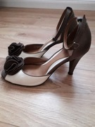 Sprzedam sandałki rylko rozmiar 37.5