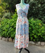 Długa sukienka C&A 42 XL biała niebieska kolorowe kwiaty floral wiskoza