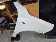 Błotnik Nissan Juke Prawy Perła 