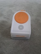 Dziurkacz ozdobny Fiskars 5cm - kwiat