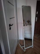 Lustro stojące z wieszakami białe IKEA