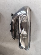Lampa Renault Megane IV prawa, uszkodzony klosz H7 LED,  260108478R