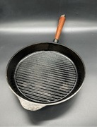 Skeppshult walnut patelnia żeliwna grillowa 28cm drewno szwecja