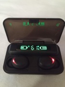 Zestaw słuchawek dousznych bezprzewodowych F9-5